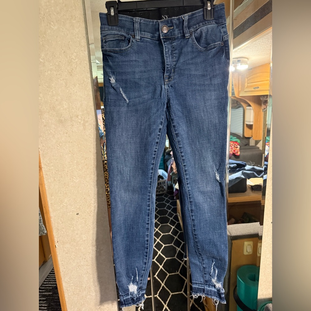 NY&Co Distressed Blue Jeans for Women Skinny